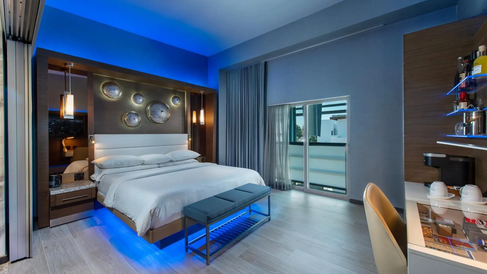 Shade Hotel Manhattan Beach