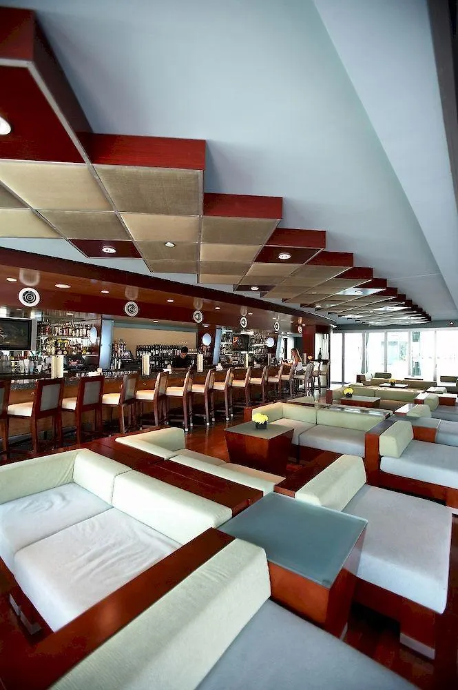 Shade Hotel Manhattan Beach
